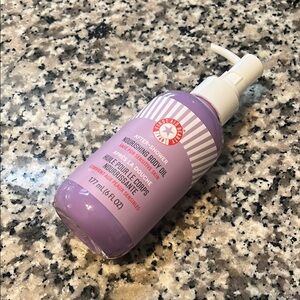 NWT First Aid Beauty Body Oil